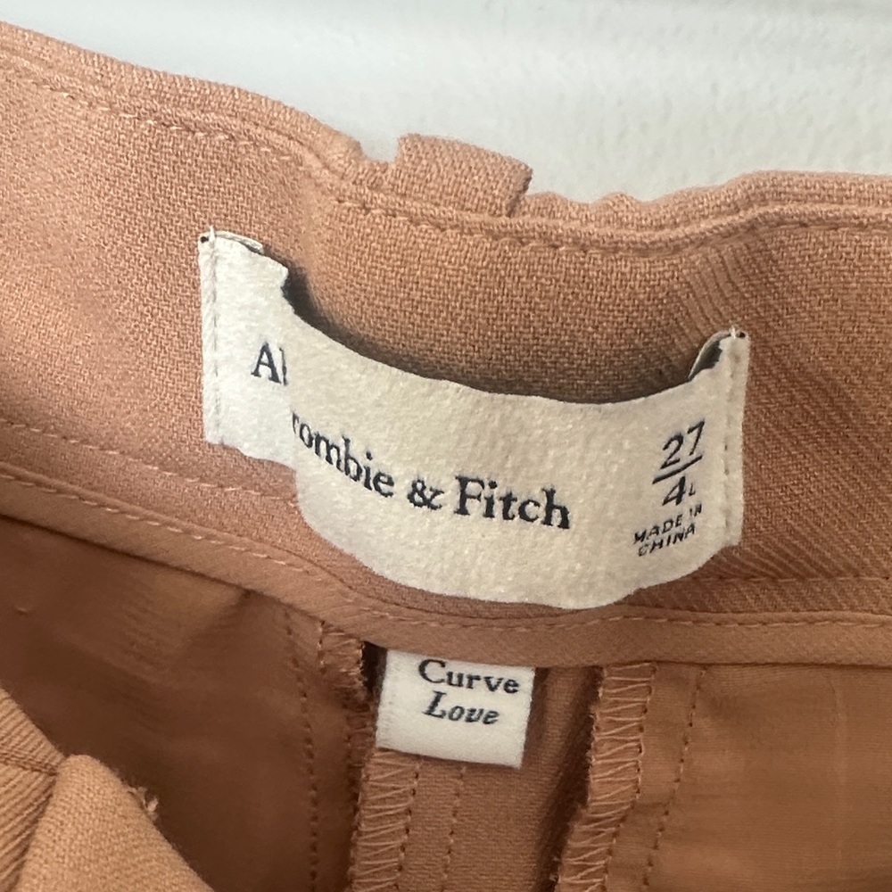 Abercrombie Tan Women's Pants - Picture 5 of 6